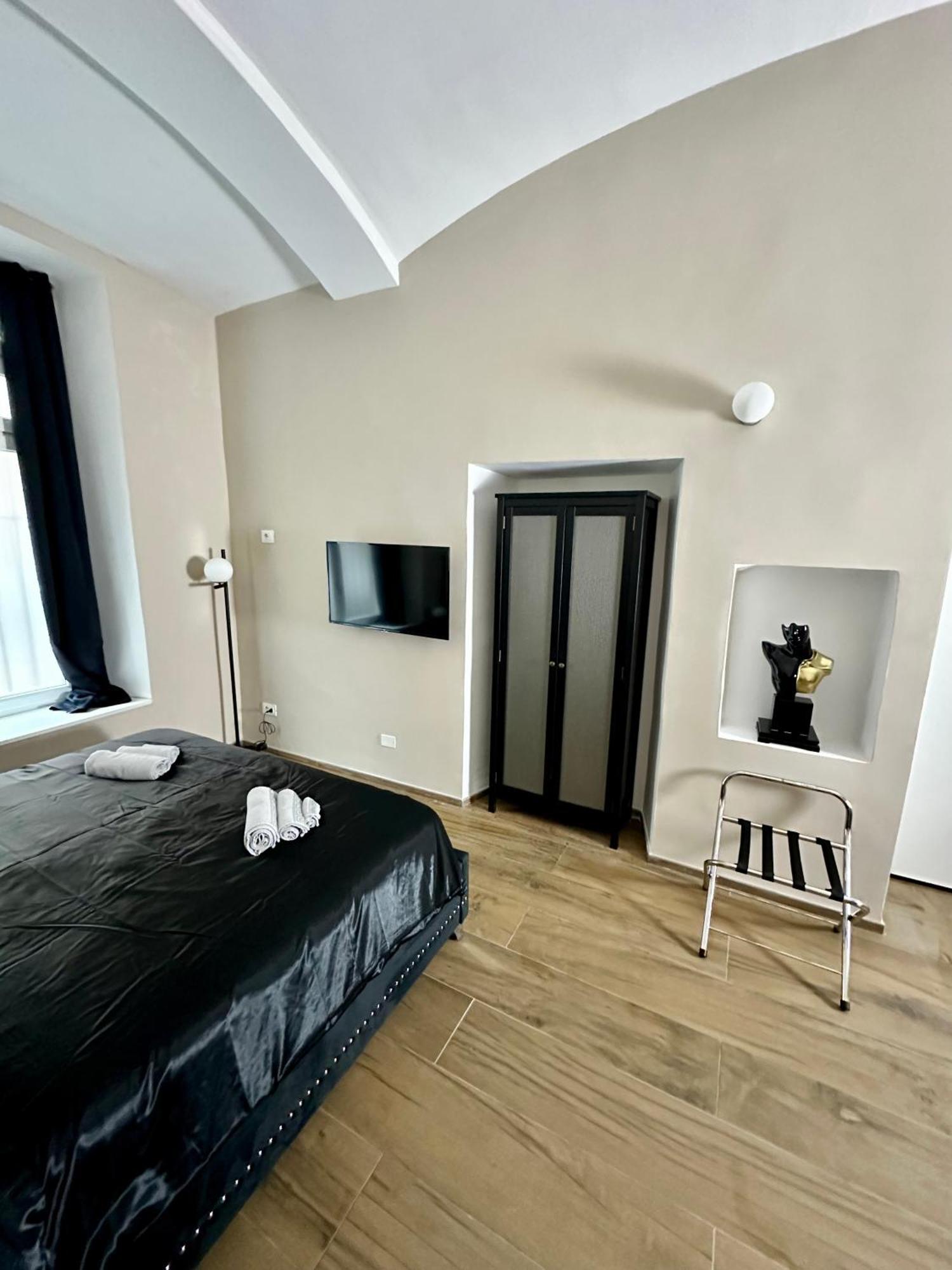 Apartment Casa Principe Tommaso - Porta Nuova F.s. *