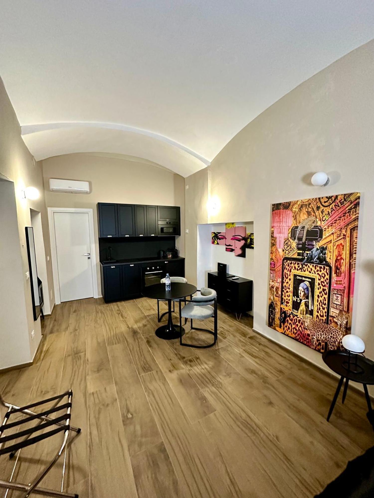 Apartment Casa Principe Tommaso - Porta Nuova F.s.